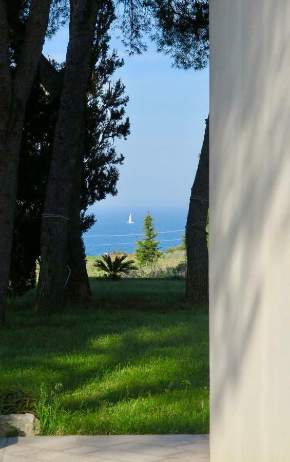 La Dimora Di Ulisse Aparthotel Santa Cesarea Terme Bagian luar foto